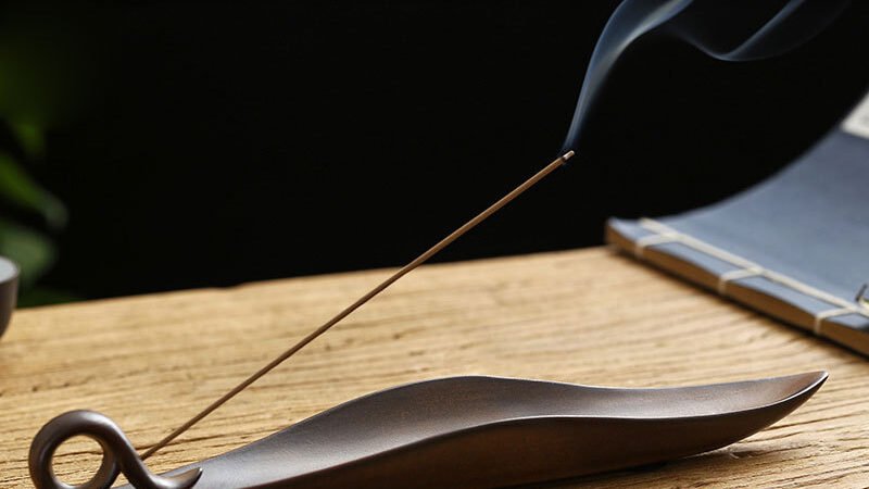 Building a Home Yoga Sanctuary: The Role of Chinese Incense